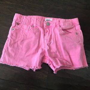 $49 Girls Hudson Hot Pink Jean Shorts Size 6